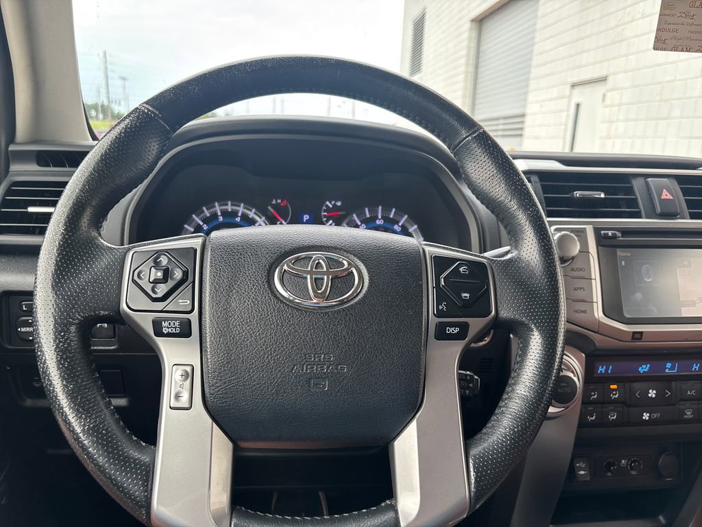 Used 2015 Toyota 4Runner Limited AWD/4WD image 20