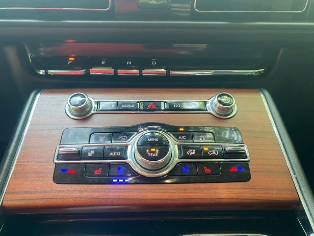 Used 2022 Lincoln Aviator Reserve w/ Equipment Group 201A AWD/4WD image 23