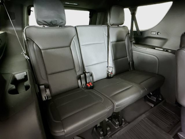 Used 2024 GMC Yukon XL Denali AWD/4WD image 30