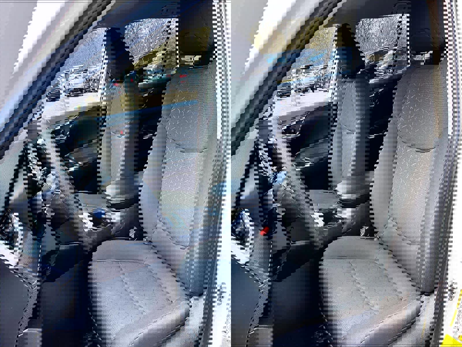 Used 2024 Toyota RAV4 XLE FWD image 10