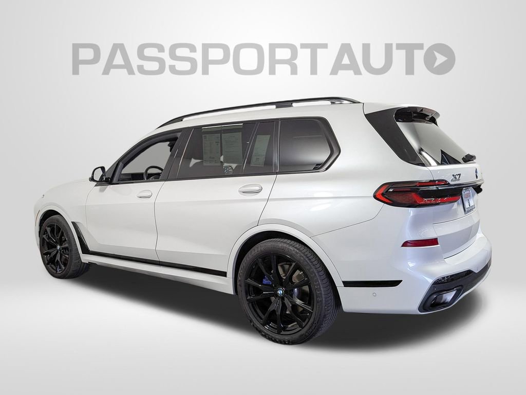 Certified 2023 BMW X7 xDrive40i w/ M Sport Package image 3