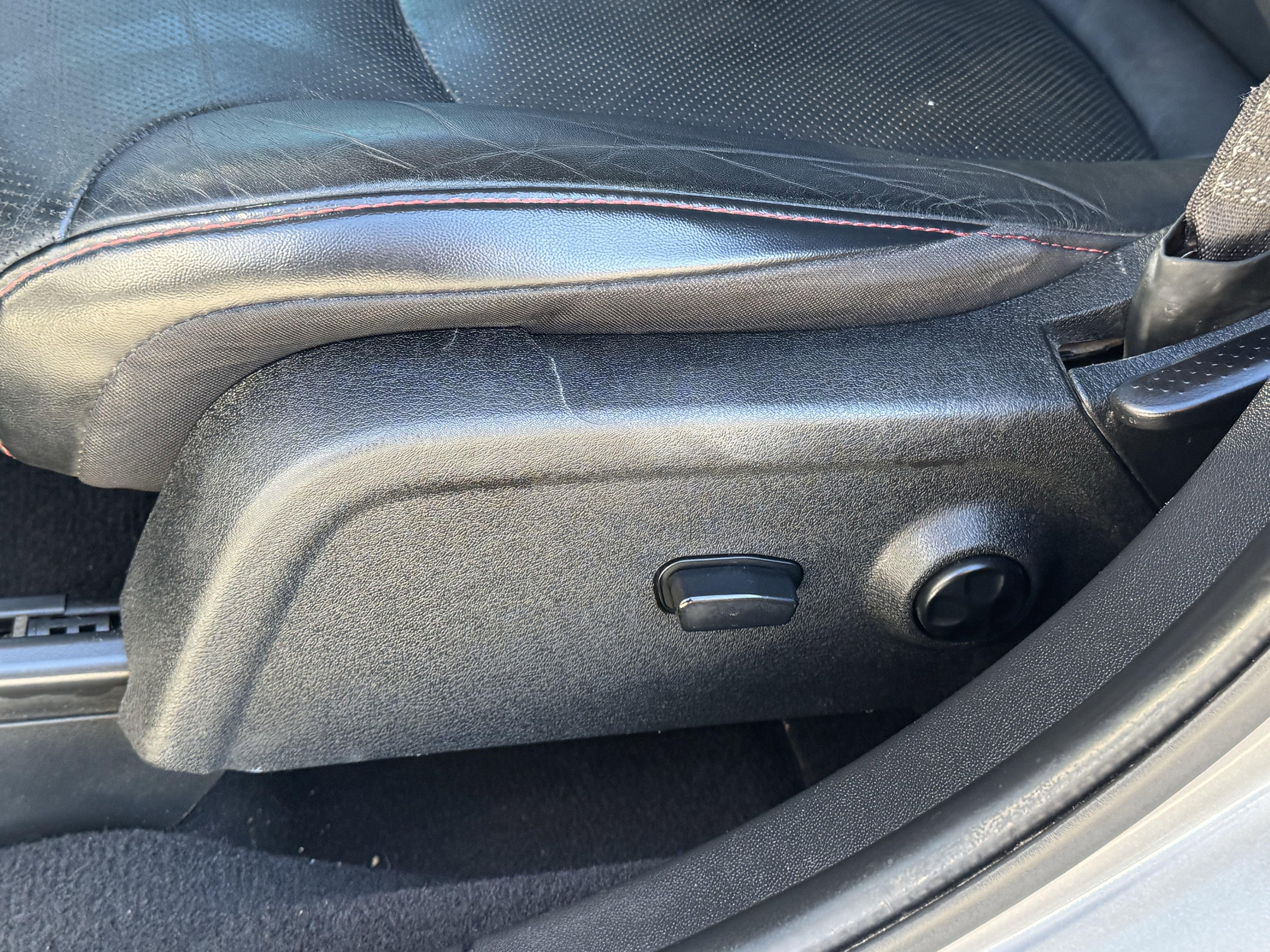 Used 2019 Dodge Journey GT image 27