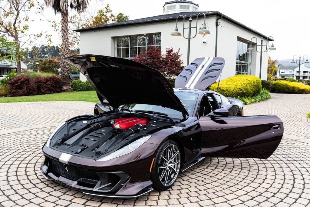 Certified 2023 Ferrari 812 Competizione RWD image 34