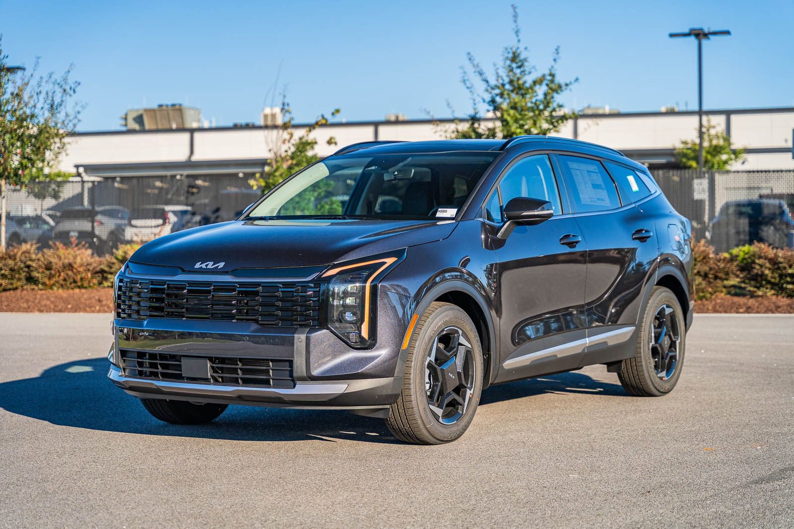 New 2026 Kia Sportage EX w/ EX Panorama Roof Package image 2