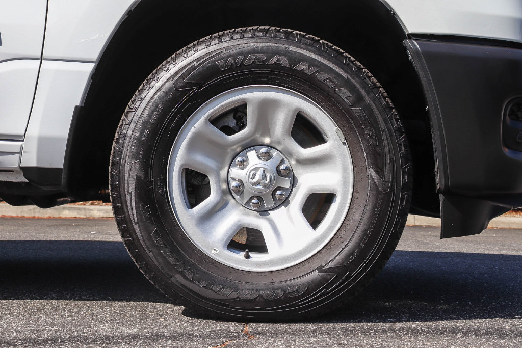 Used 2025 RAM 1500 Tradesman AWD/4WD image 9