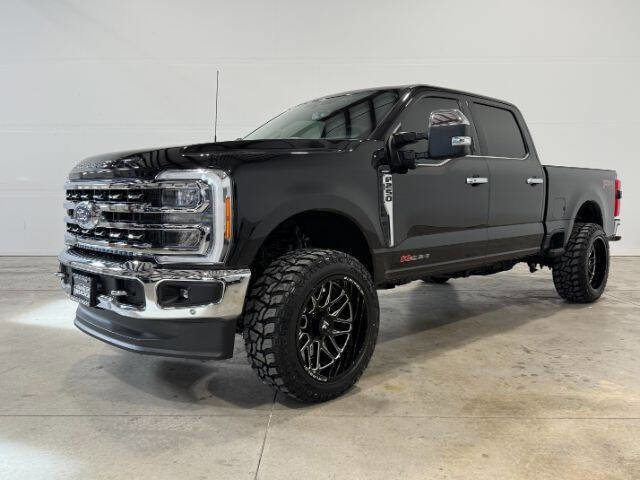 Used 2023 Ford F250 Lariat w/ Tow Technology Package image 1