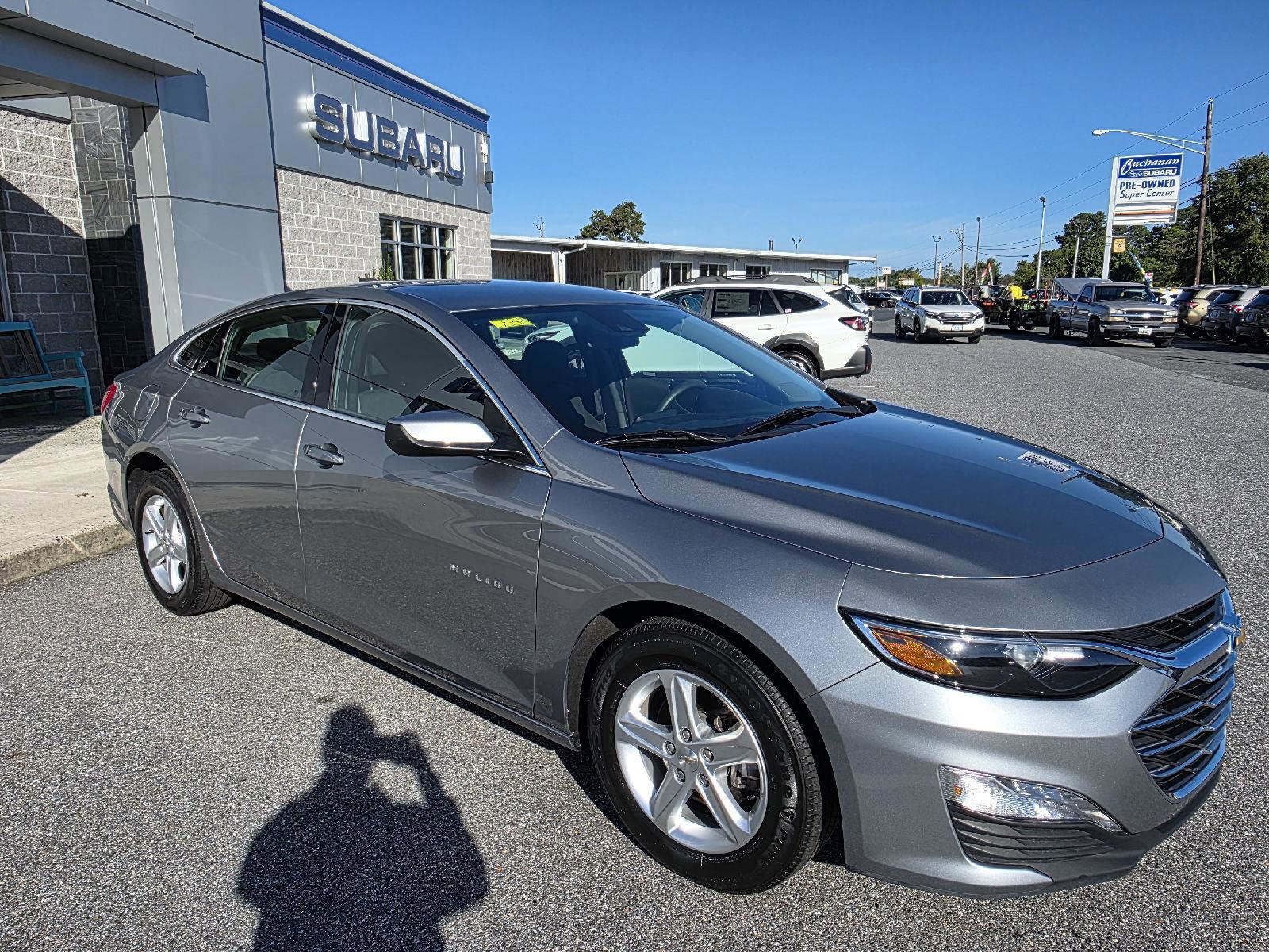 Used 2024 Chevrolet Malibu LT image 3