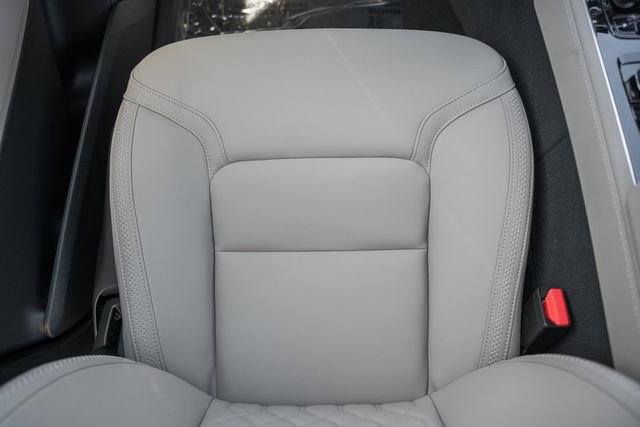 New 2026 Volvo XC90 T8 Plus w/ Protection Package Premier image 30