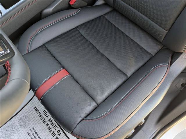 New 2026 Chevrolet Traverse RS w/ LPO, Floor Liner Package image 4