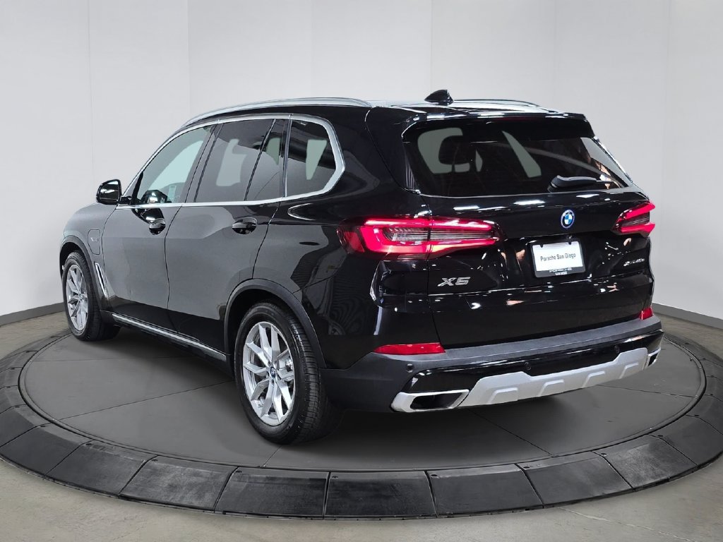 Used 2022 BMW X5 xDrive45e AWD/4WD image 3