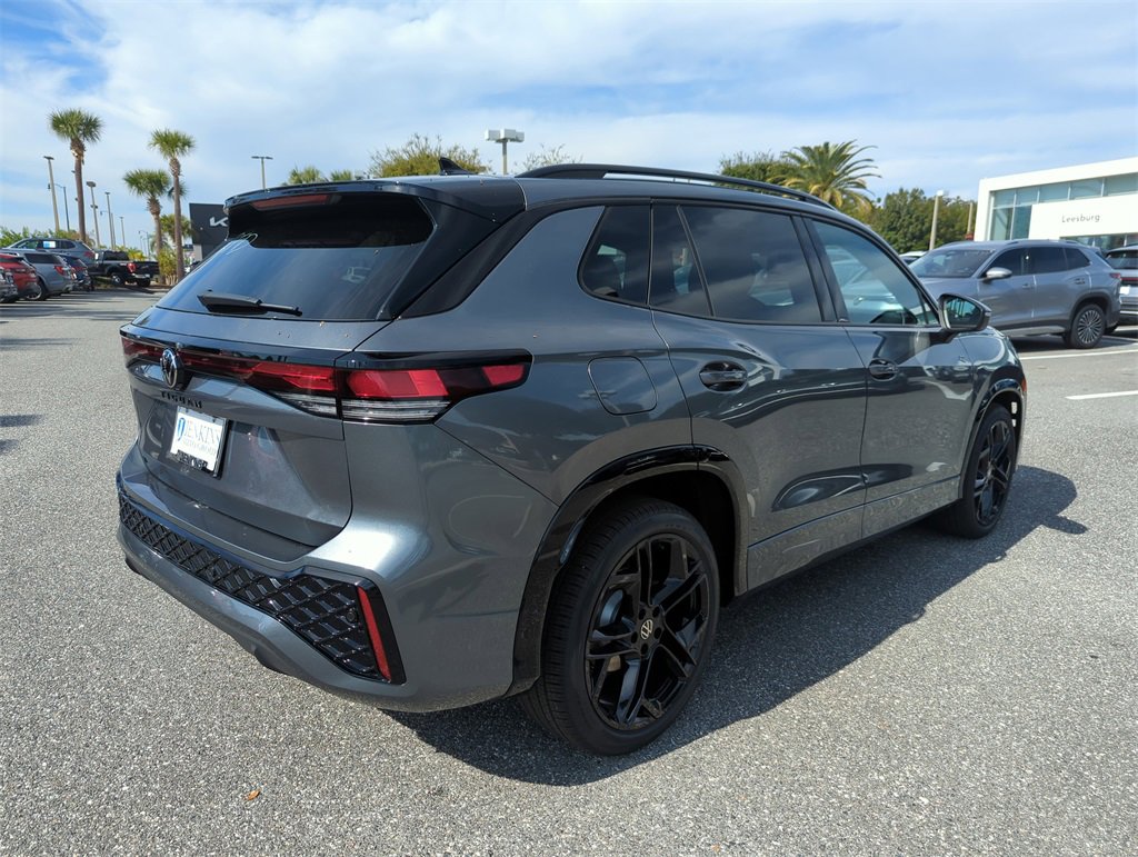 New 2026 Volkswagen Tiguan SE R-Line image 5