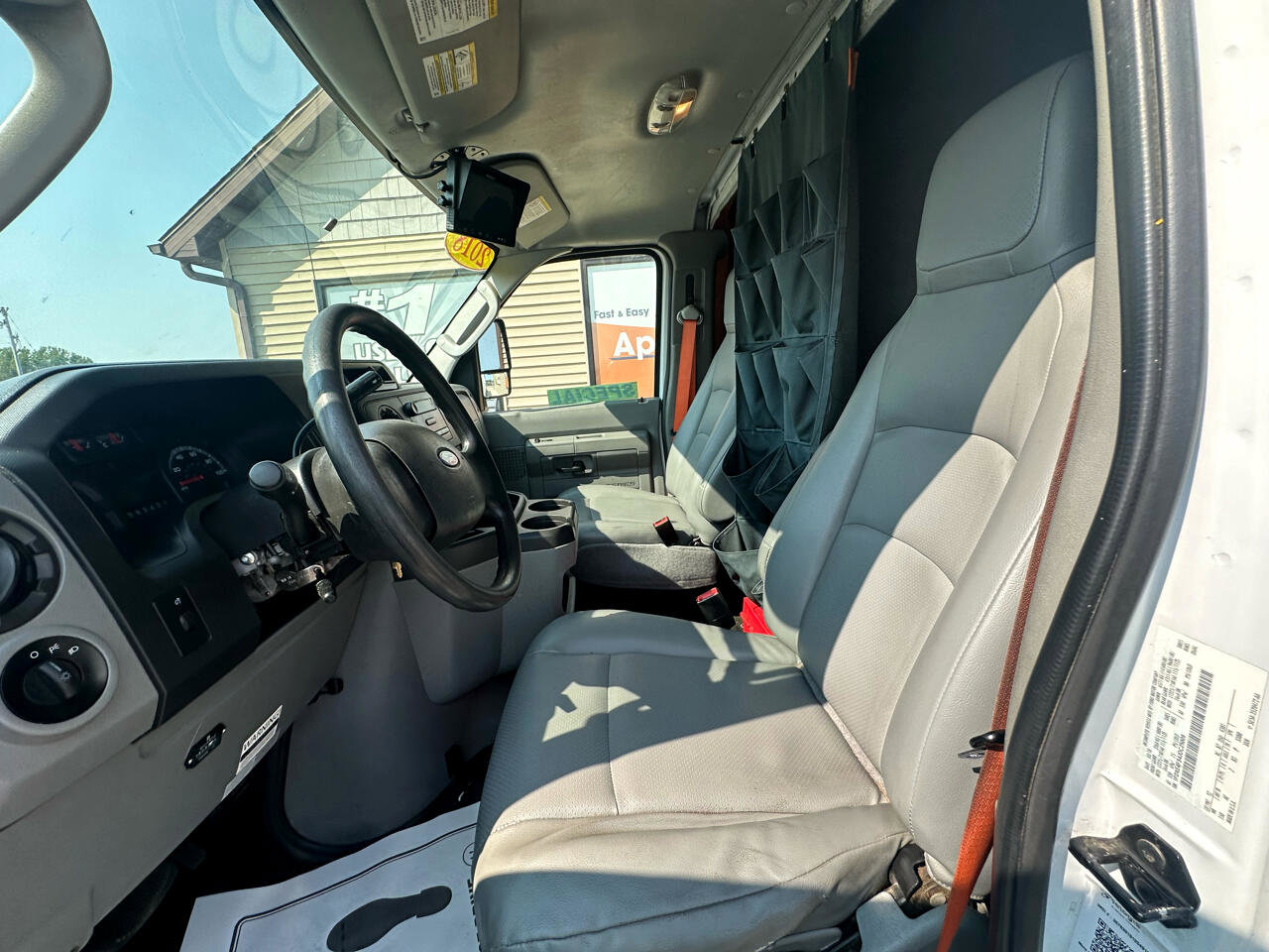 Used 2018 Ford E-450 and Econoline 450 Super Duty w/ Power Windows & Locks Group RWD image 13