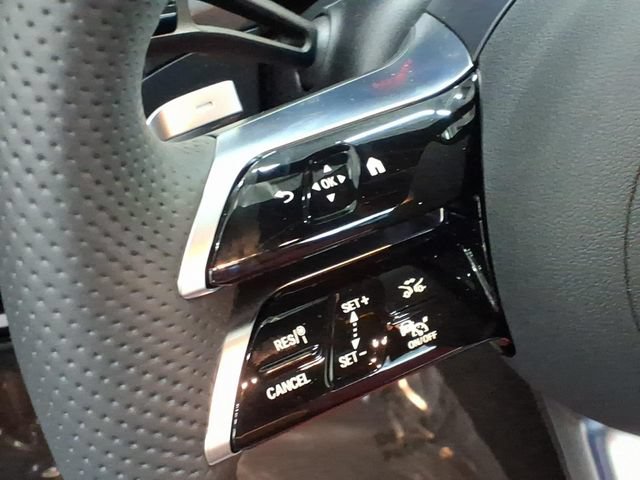 New 2027 Mercedes-Benz CLE 300 4MATIC Coupe image 9