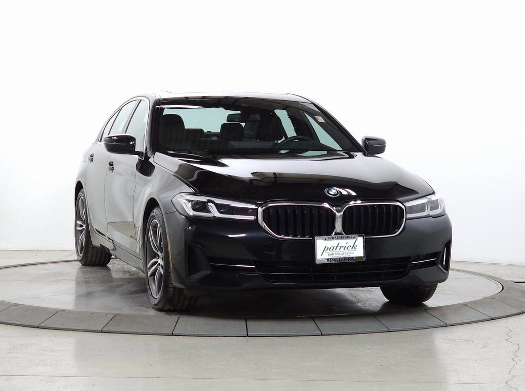 Used 2023 BMW 530i xDrive w/ Premium Package video 1