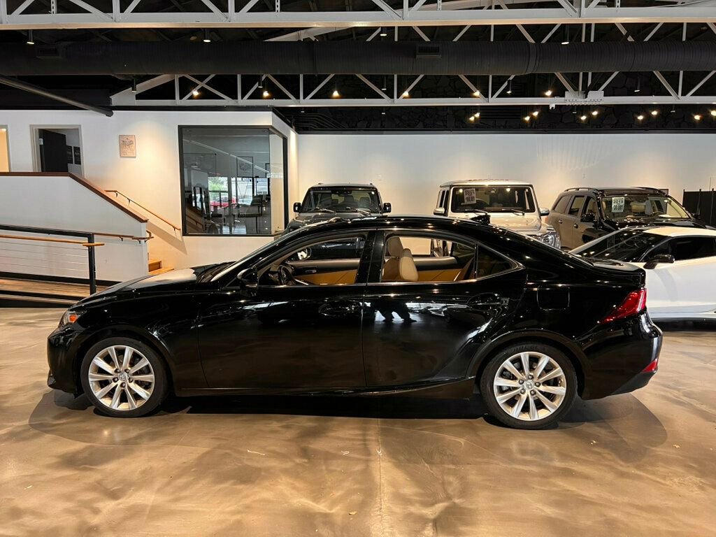 Used 2015 Lexus IS 250 image 2