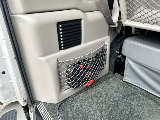 Used 2022 Chevrolet Express 2500 w/ Enhanced Convenience Package image 11