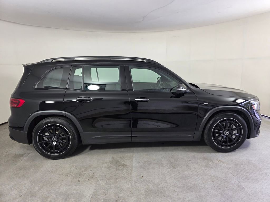 Certified 2025 Mercedes-Benz GLB 35 AMG 4MATIC image 3