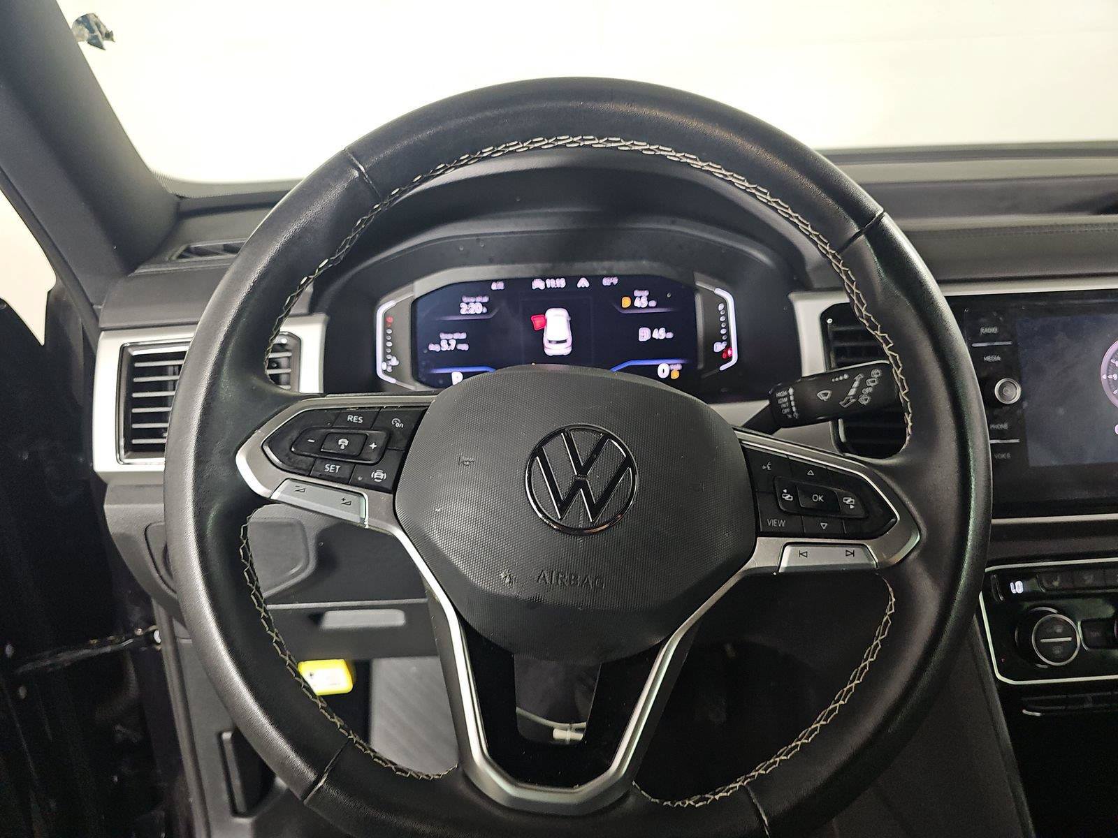 Used 2023 Volkswagen Atlas Cross Sport SE AWD/4WD image 7