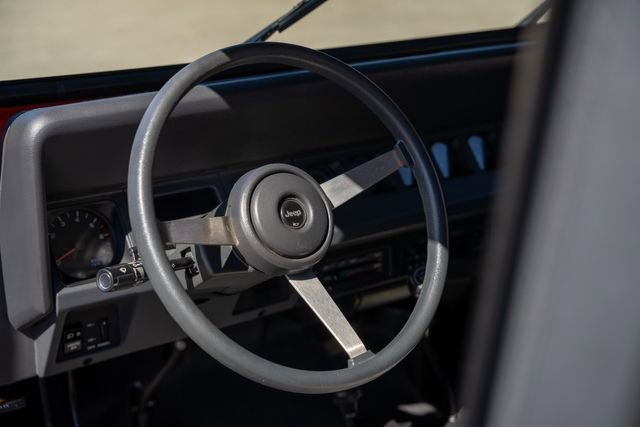 Used 1993 Jeep Wrangler S image 17
