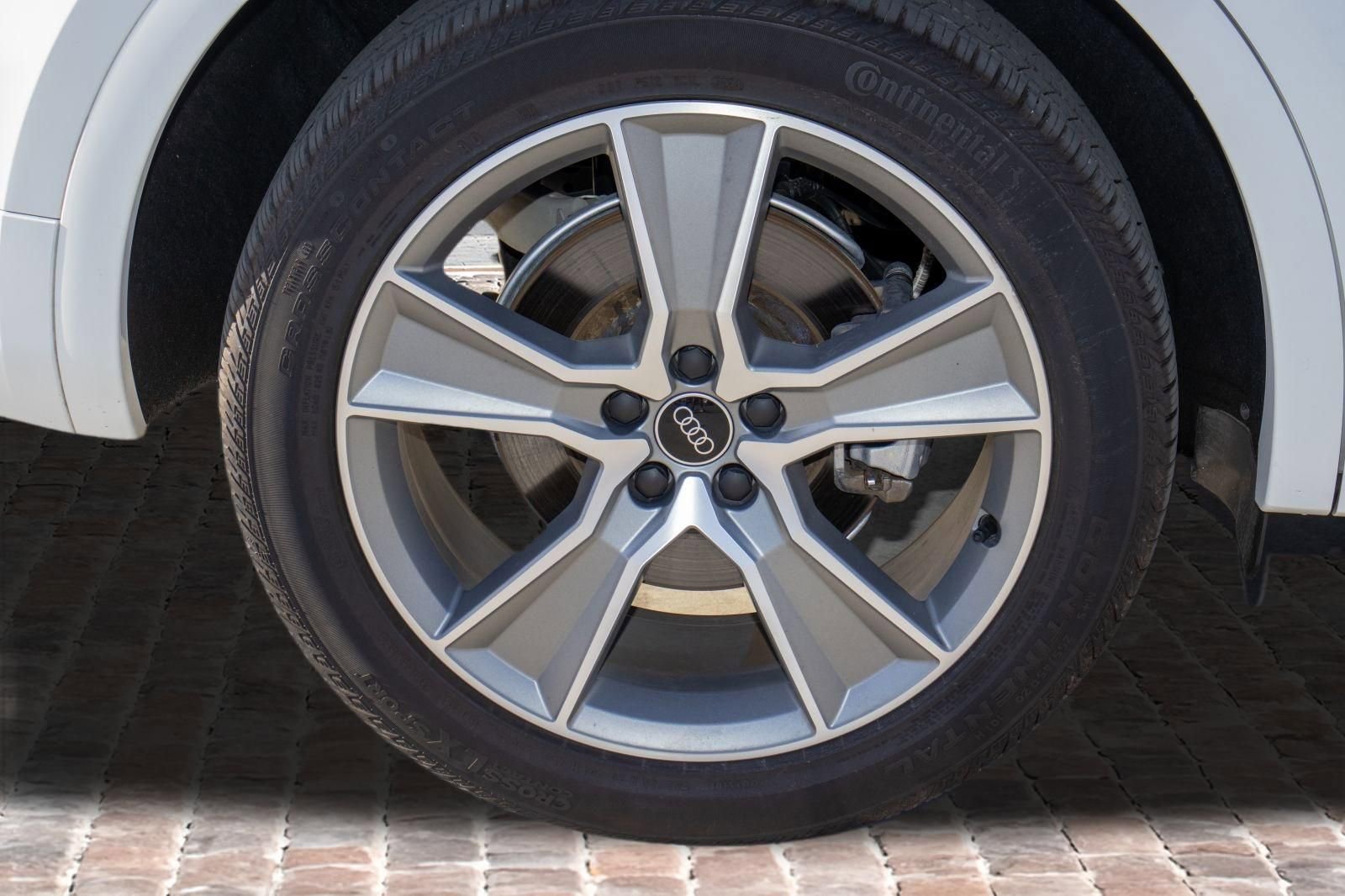 Used 2025 Audi Q5 2.0T Premium image 40