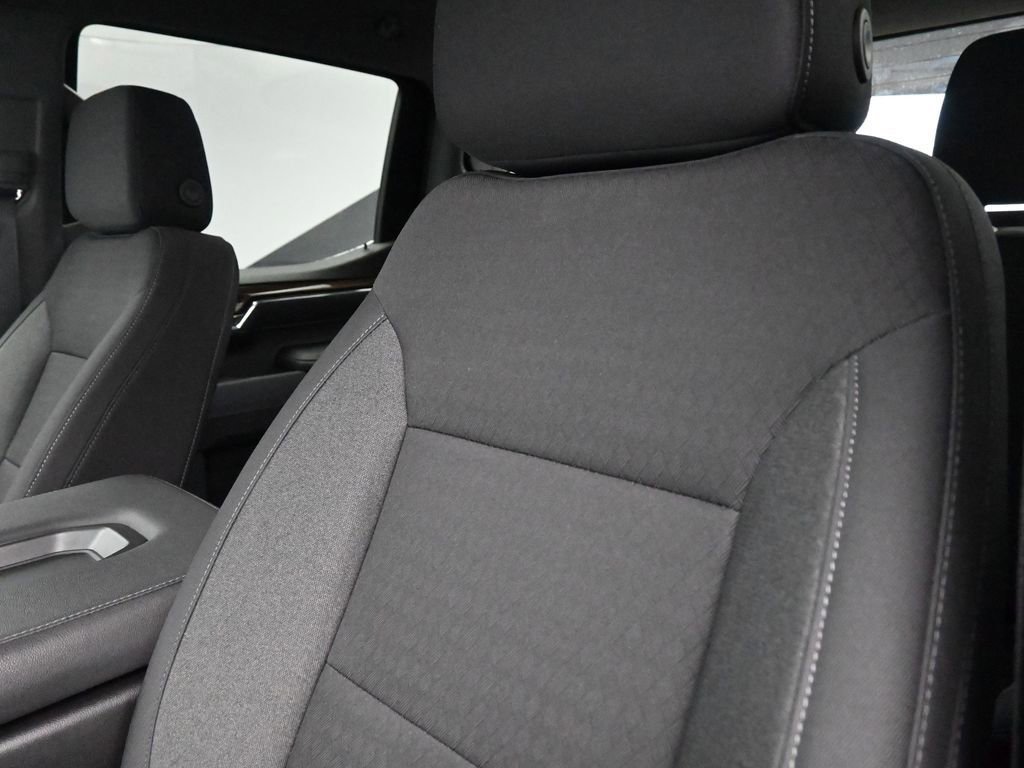 Used 2025 Chevrolet Silverado 1500 LT Trail Boss w/ LPO, Dark Essentials Package image 21