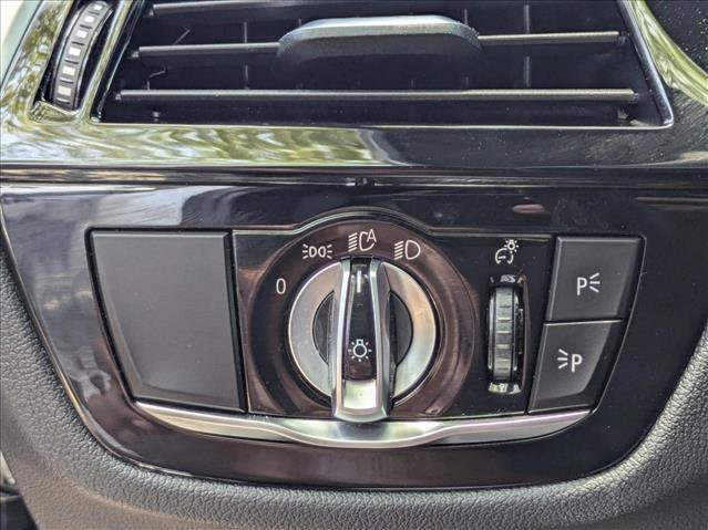Used 2020 BMW 530e w/ Executive Package RWD image 10