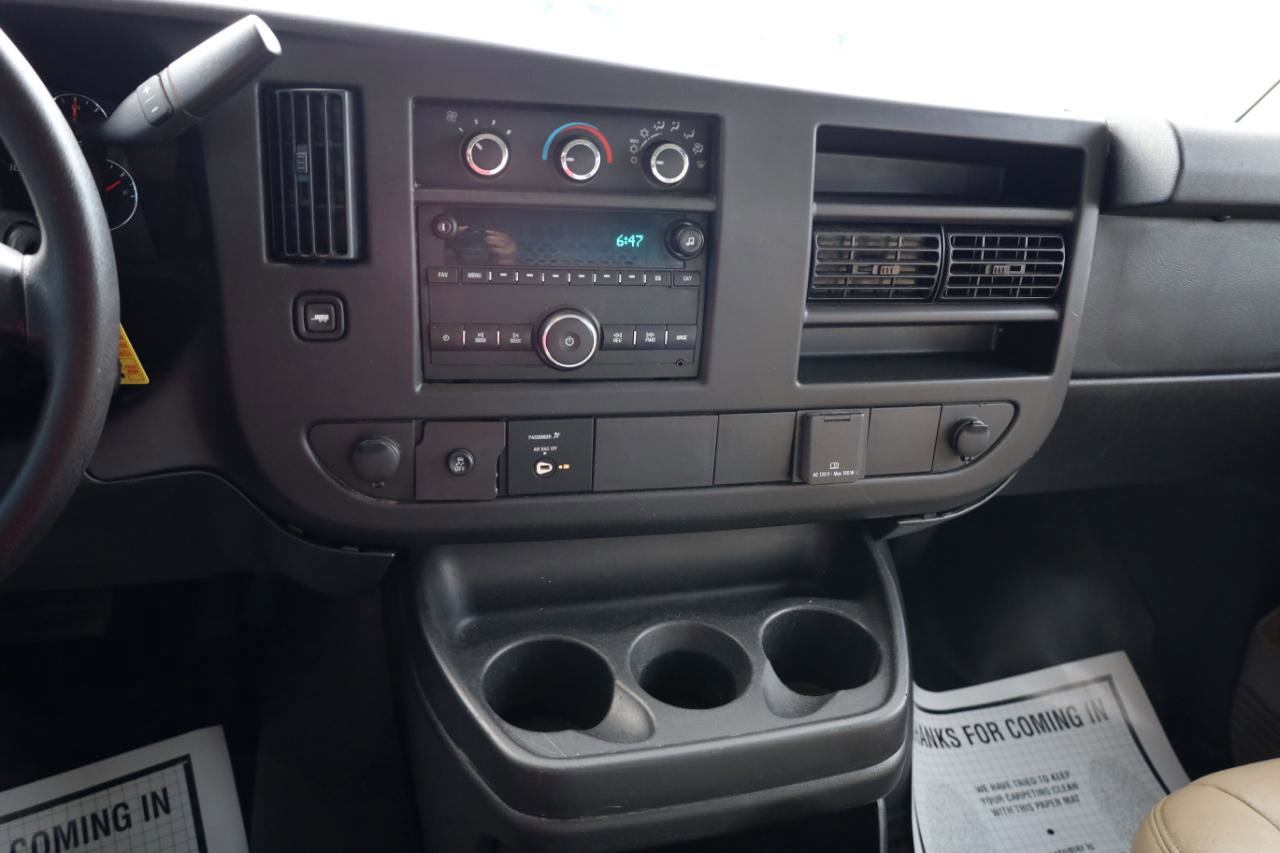 Used 2016 Chevrolet Express 2500 image 9