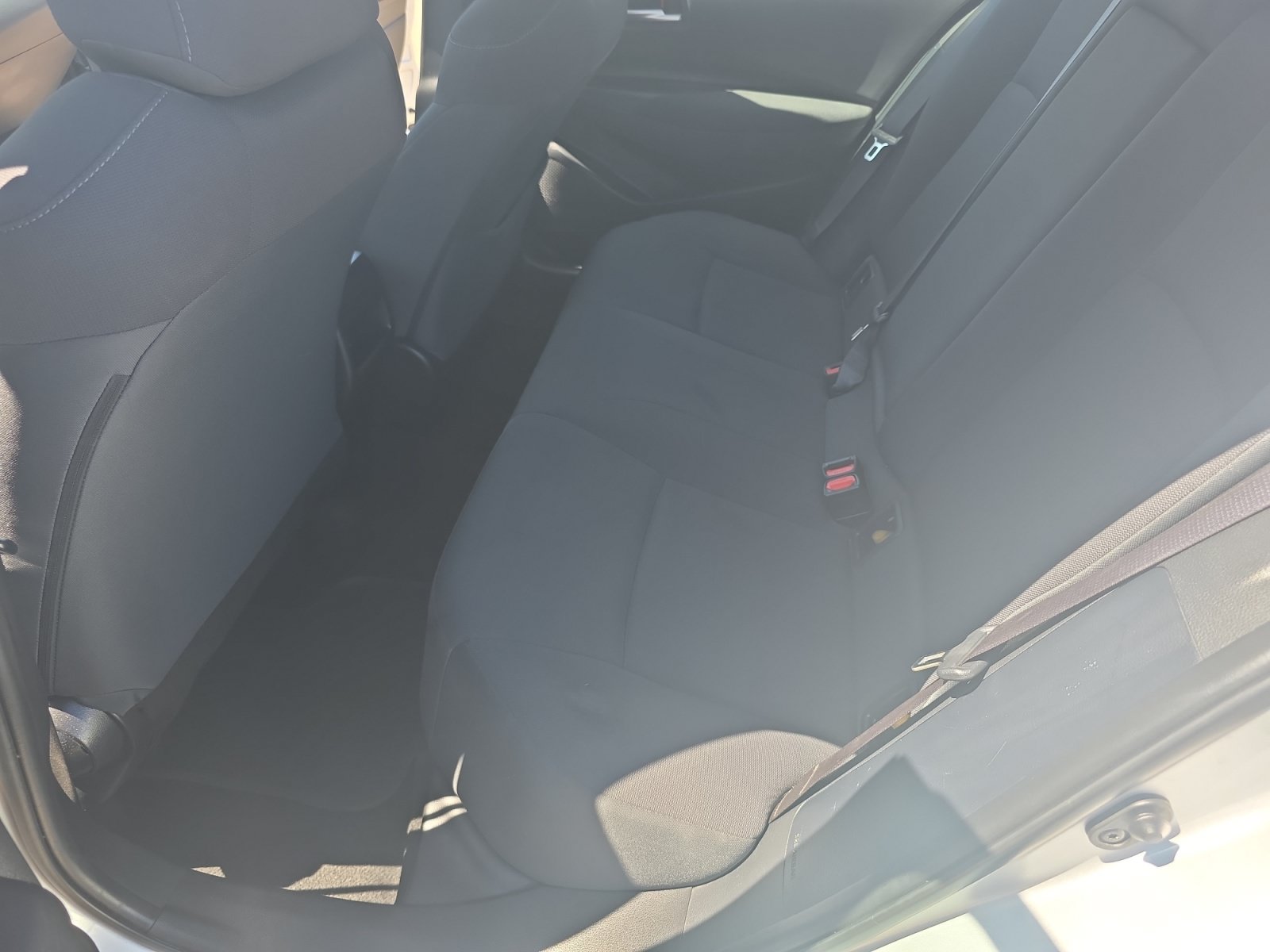 Used 2021 Toyota Corolla LE FWD image 17