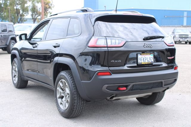 Used 2022 Jeep Cherokee Trailhawk AWD/4WD image 3