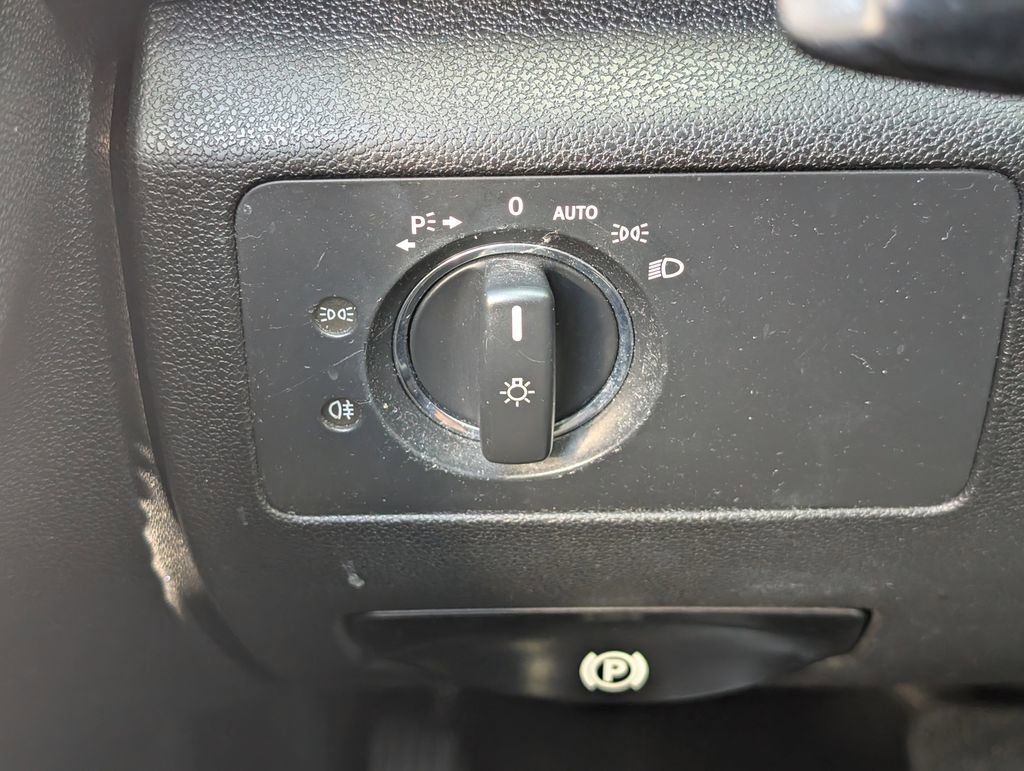 Used 2012 Mercedes-Benz R 350 R 350 image 18