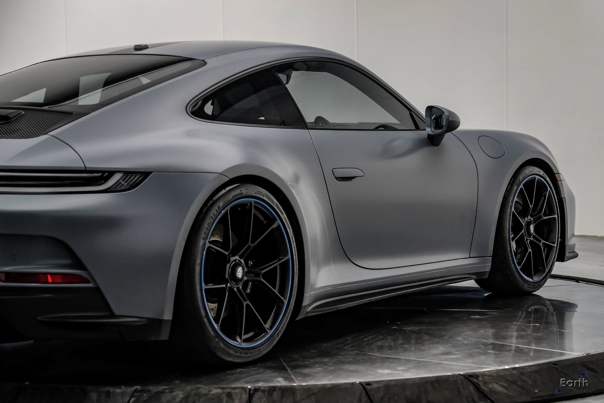 Used 2023 Porsche 911 GT3 RWD image 18