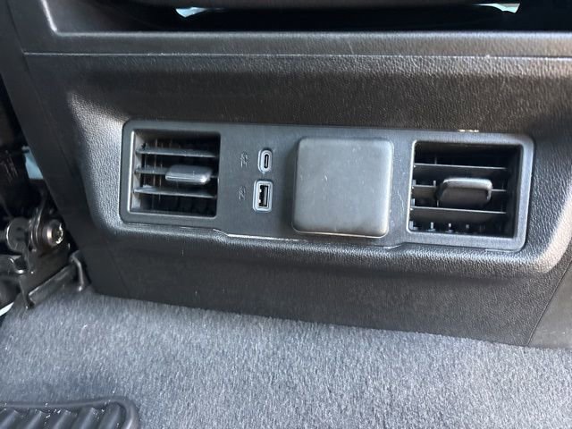 Used 2024 Chevrolet Silverado 1500 LT image 14