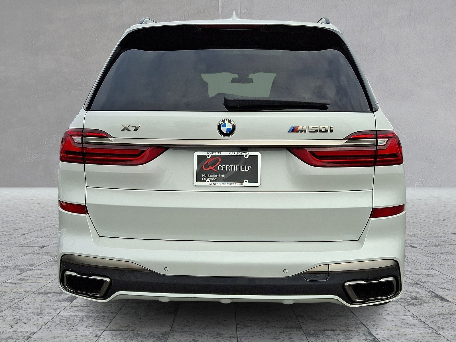 Used 2021 BMW X7 M50i w/ Dynamic Handling Package image 9