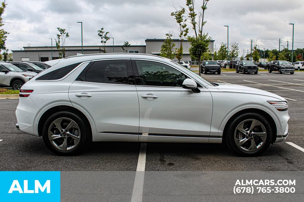 Used 2026 Genesis GV70 2.5T Advanced AWD/4WD image 8