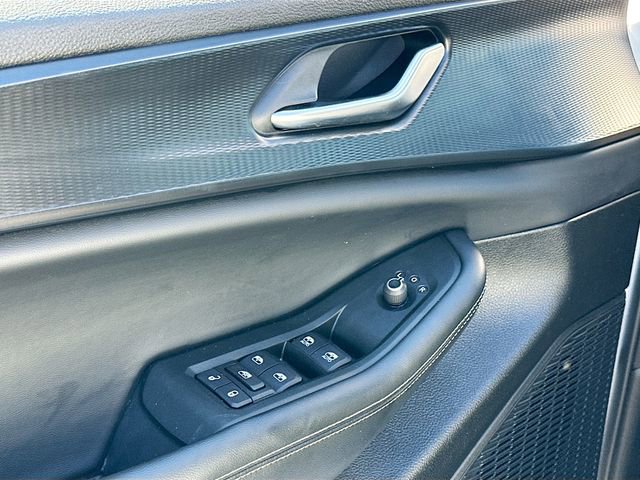 Used 2024 Jeep Grand Cherokee L Altitude image 17