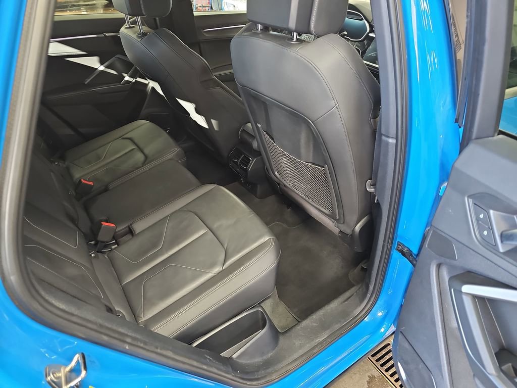 Used 2019 Audi Q3 2.0T Prestige AWD/4WD image 32