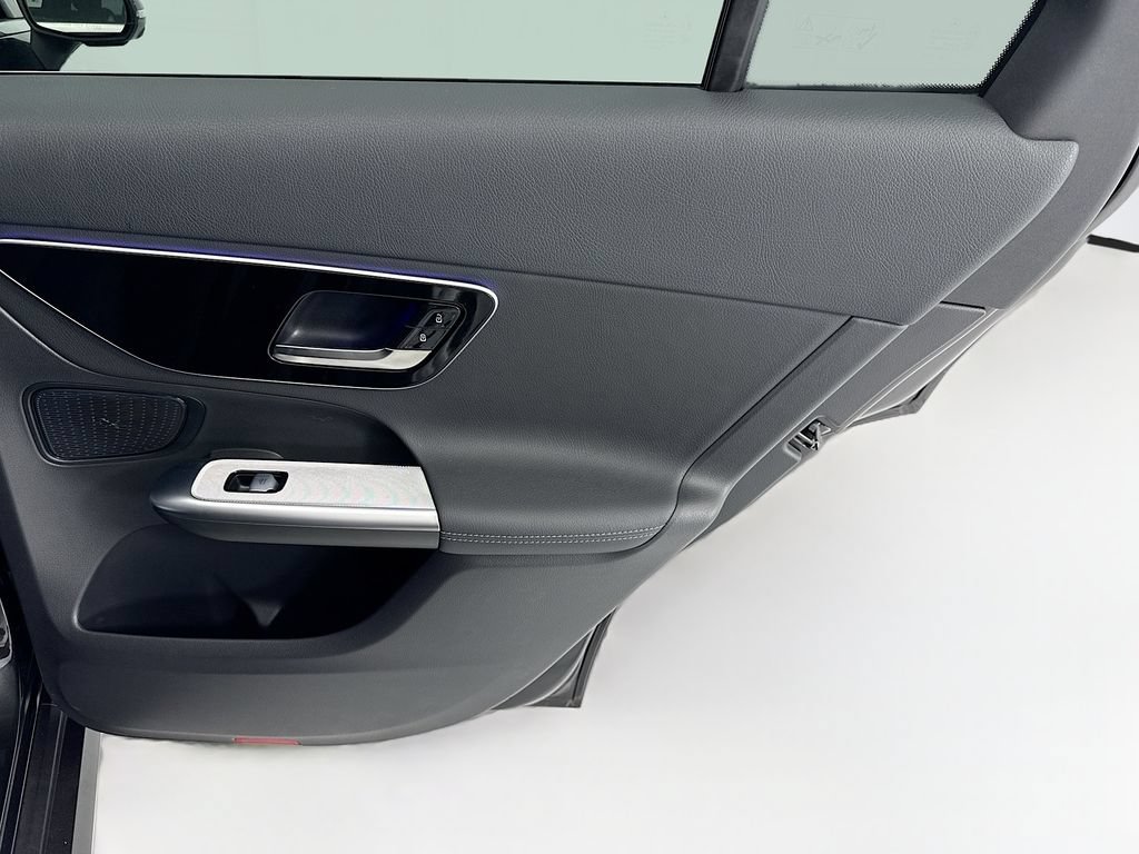 Certified 2026 Mercedes-Benz GLC 300 image 25