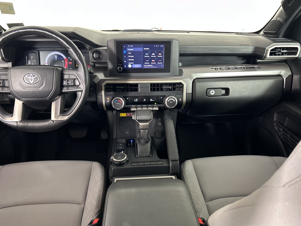 Used 2024 Toyota Tacoma SR5 AWD/4WD image 20