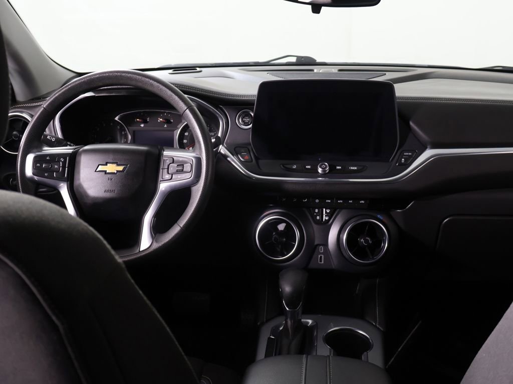 Used 2023 Chevrolet Blazer LT image 27