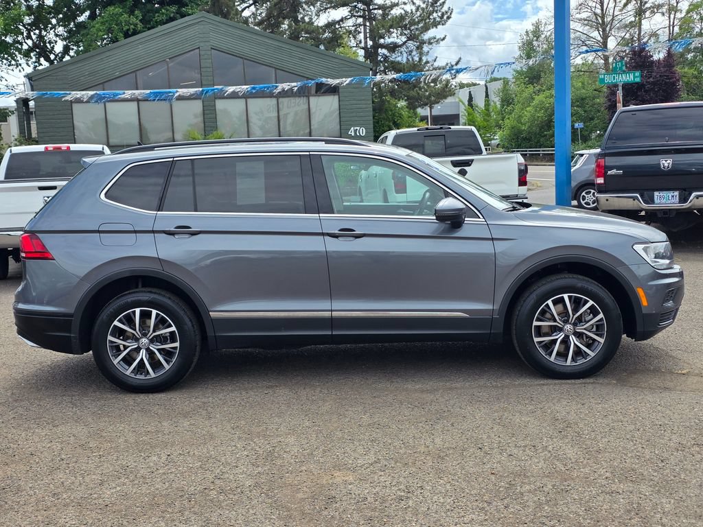 Used 2020 Volkswagen Tiguan SE FWD image 32
