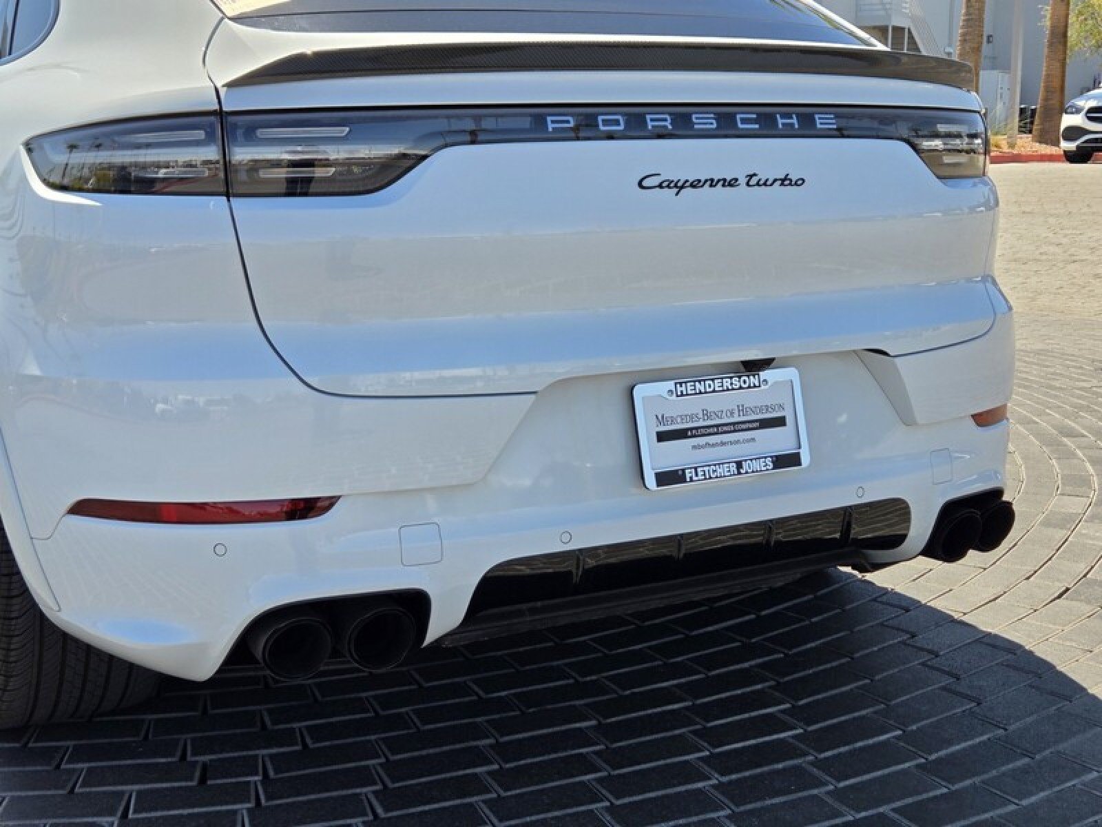 Used 2022 Porsche Cayenne Turbo AWD/4WD image 4