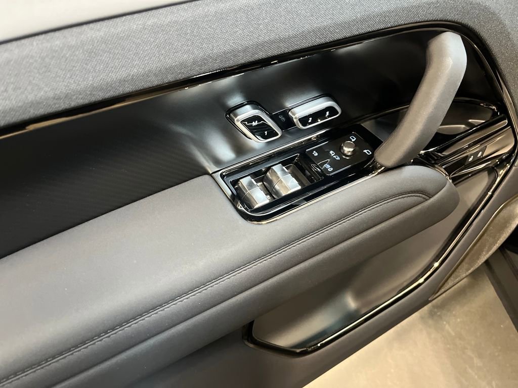 New 2025 Land Rover Range Rover Sport SV Edition Two image 27