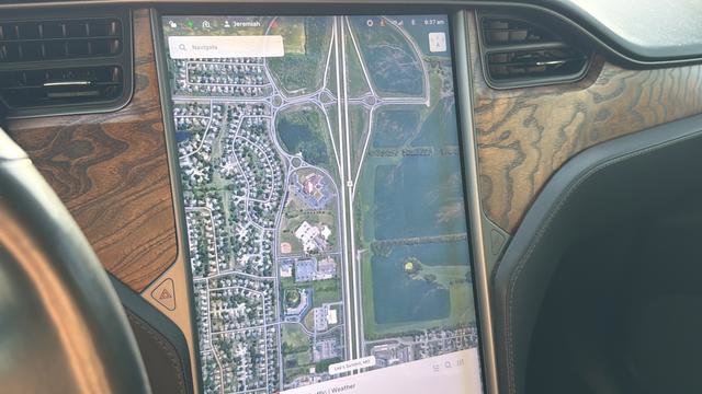 Used 2019 Tesla Model X 75D image 24