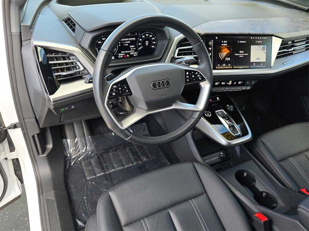 Used 2024 Audi Q4 e-tron Prestige image 20