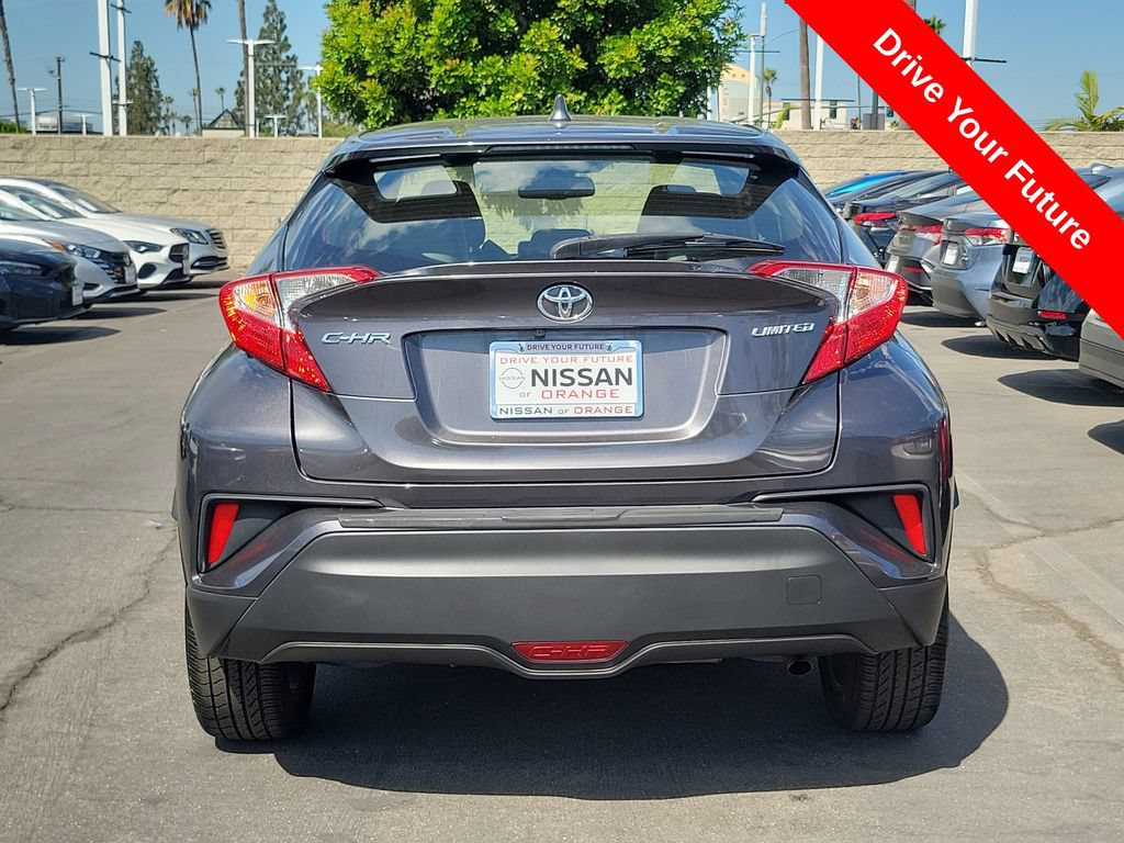 Used 2019 Toyota C-HR Limited FWD image 27
