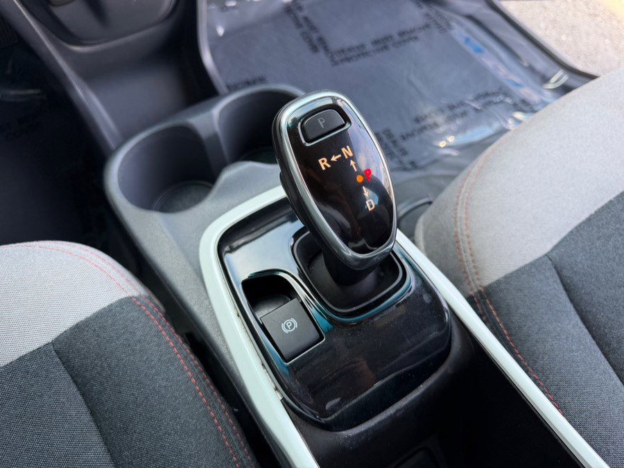 Used 2021 Chevrolet Bolt LT image 25