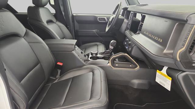 New 2025 Ford Bronco Badlands image 23