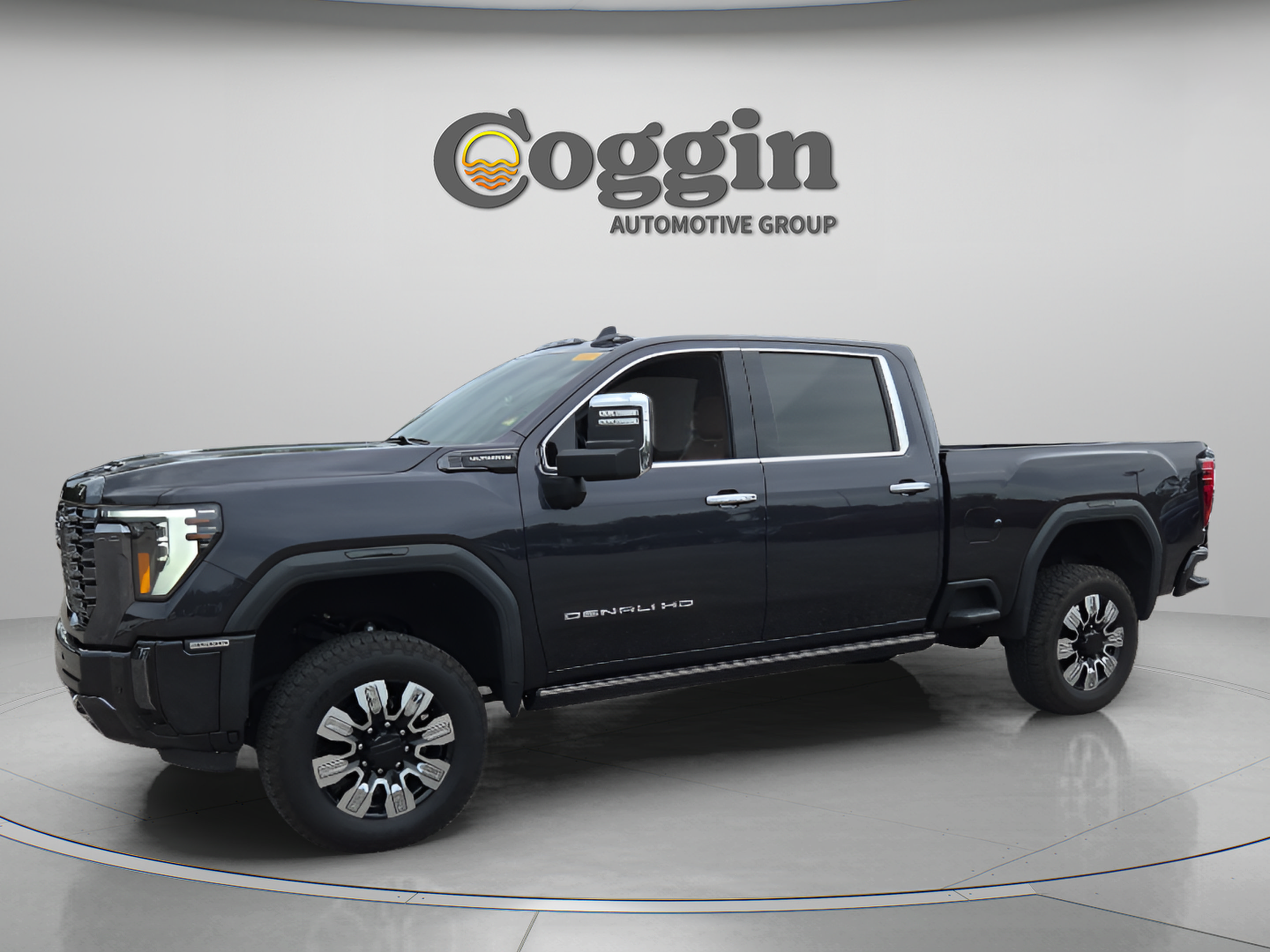Used 2024 GMC Sierra 3500 Denali Ultimate AWD/4WD video 1