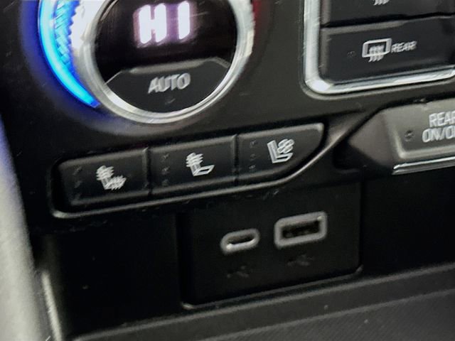 Certified 2022 GMC Yukon SLT w/ SLT Luxury Package image 20