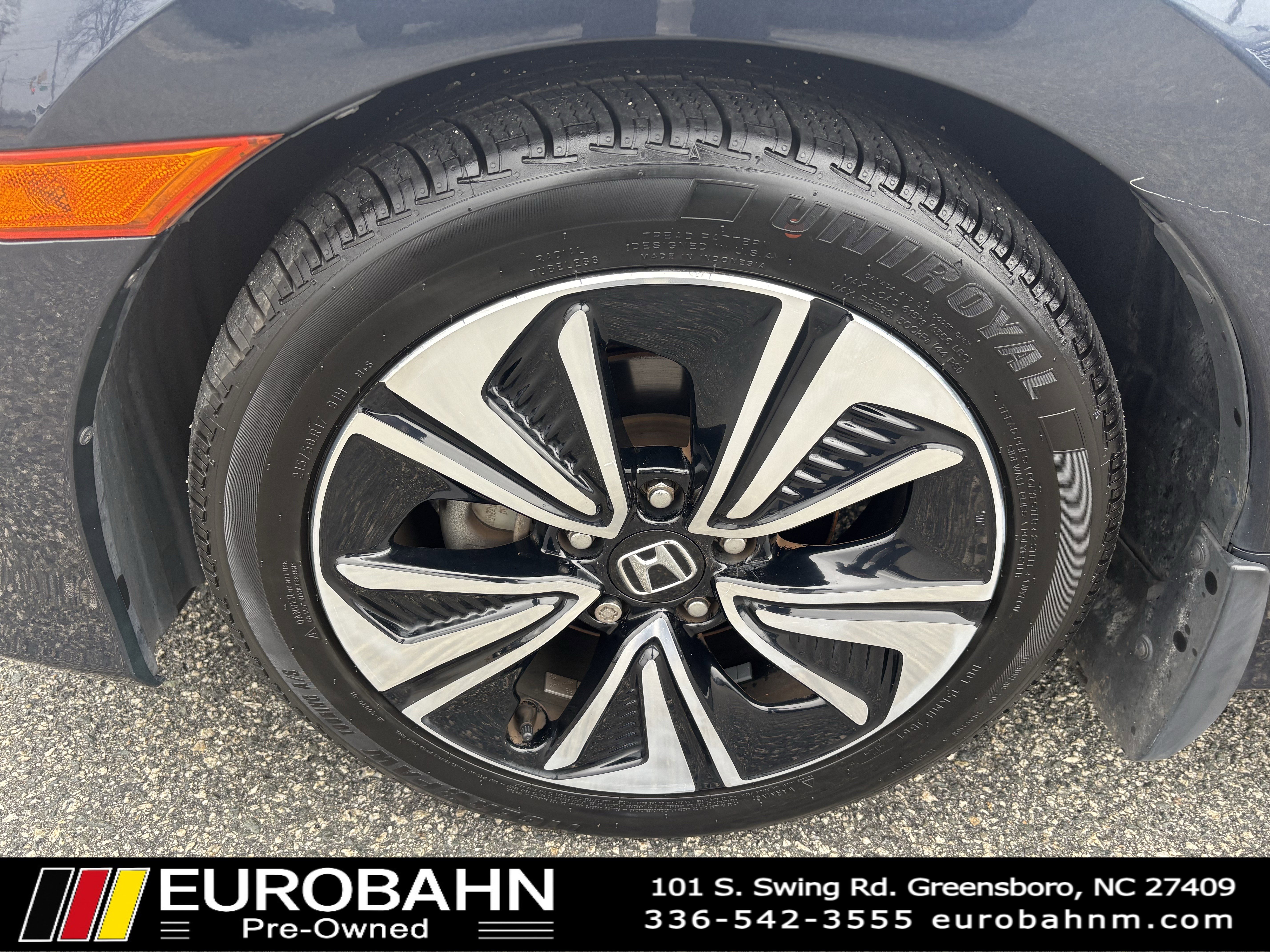 Used 2017 Honda Civic EX-L image 32